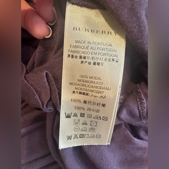 Burberry reversible Short Sleeve Top - Picture 3 of 4